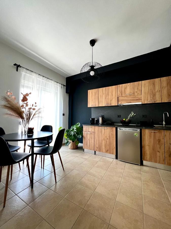 Downtown Apartments Rhodes City エクステリア 写真